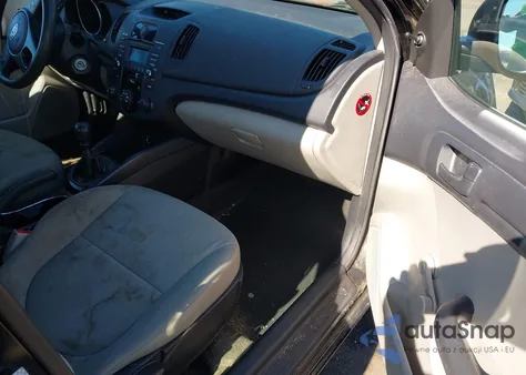 2012 Kia Forte Lx из США, поврежденный, VIN KNAFT4A29C5563559